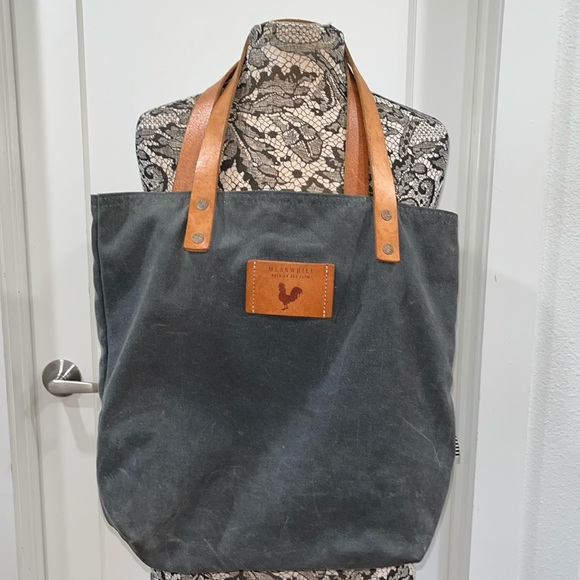 Meanwhile Back on the Farm totebag - Picture 1 of 14